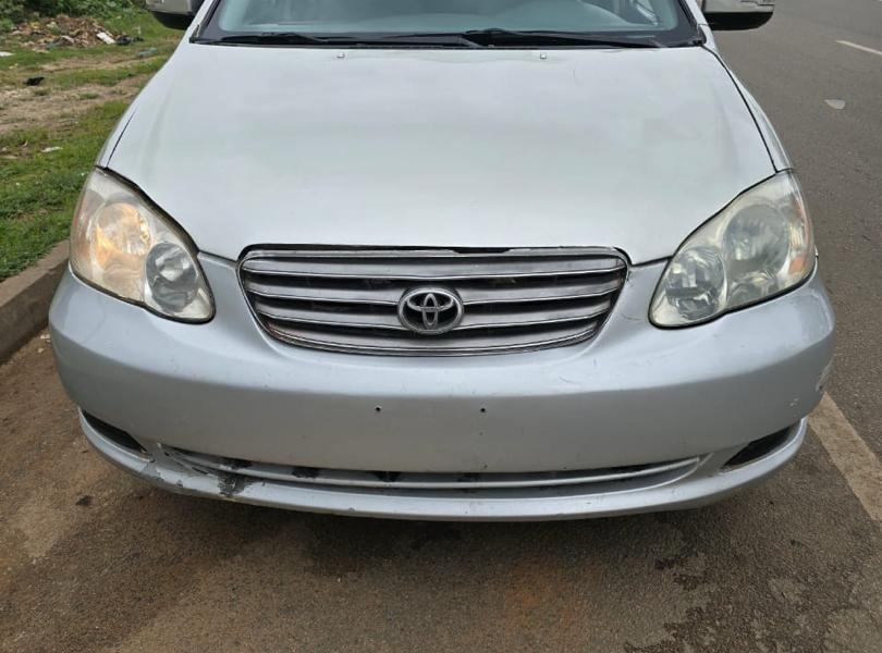 2004 TOYOTA COROLLA...