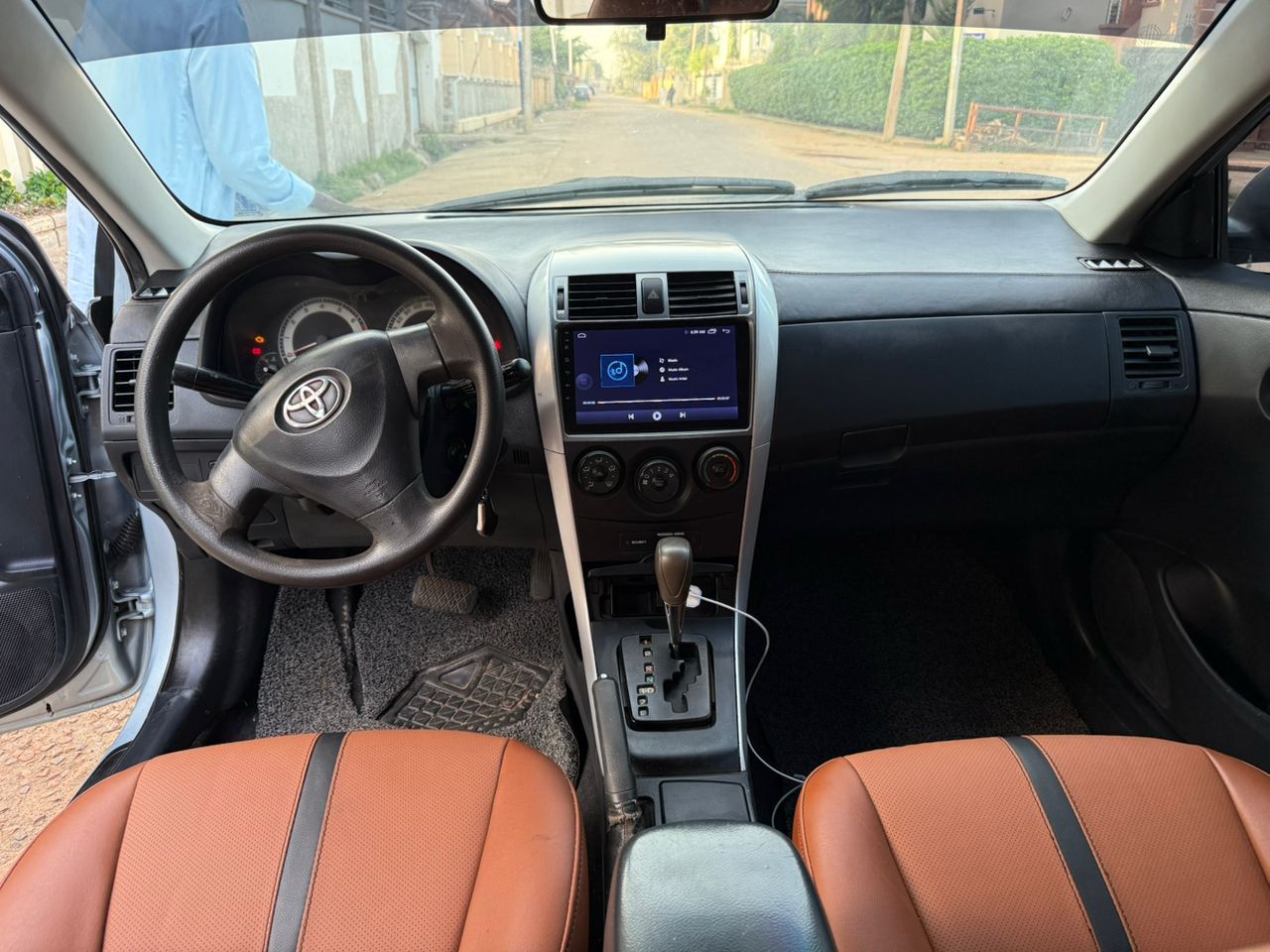 Car Image 3
