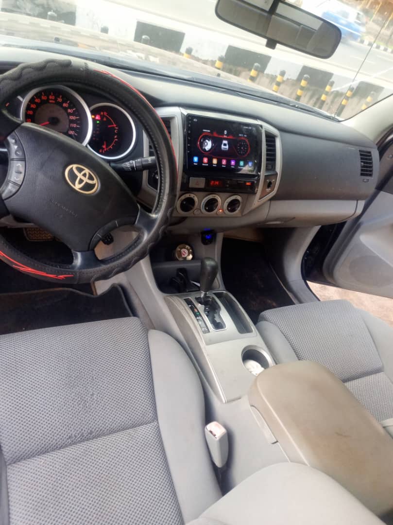 Car Image 5