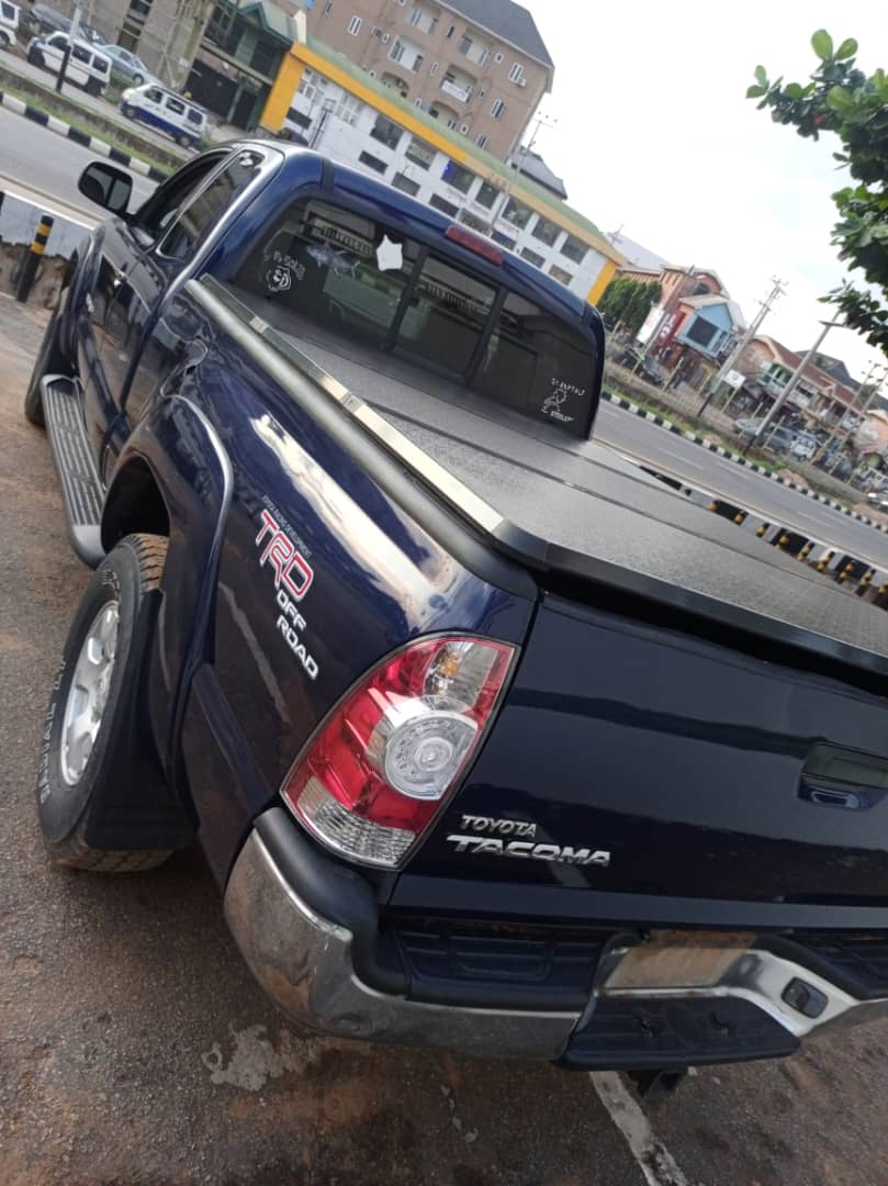 Car Image 7