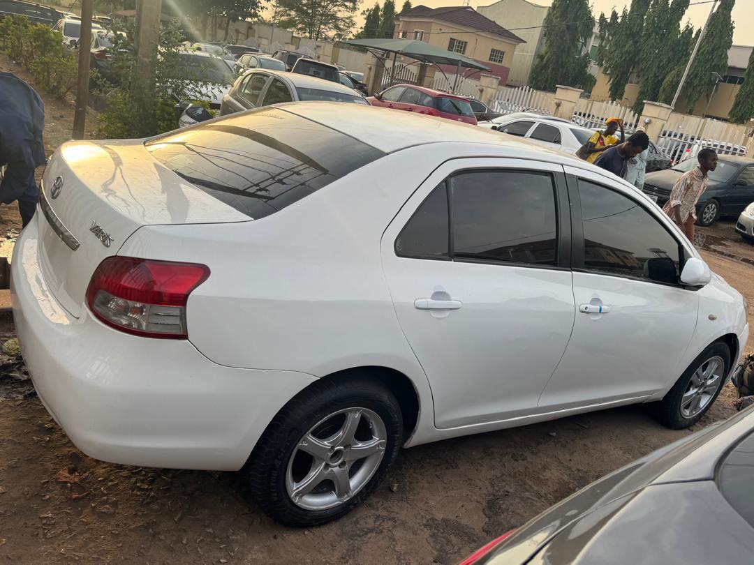 Car Image 5