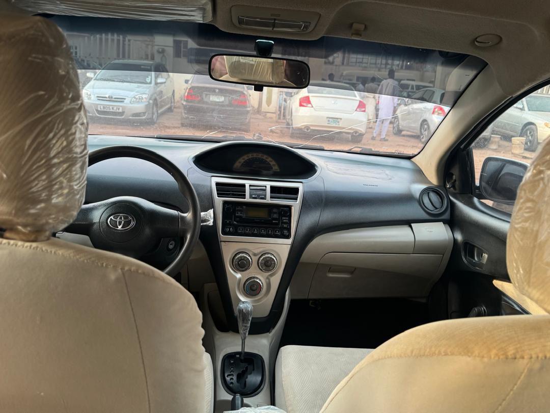 Car Image 4