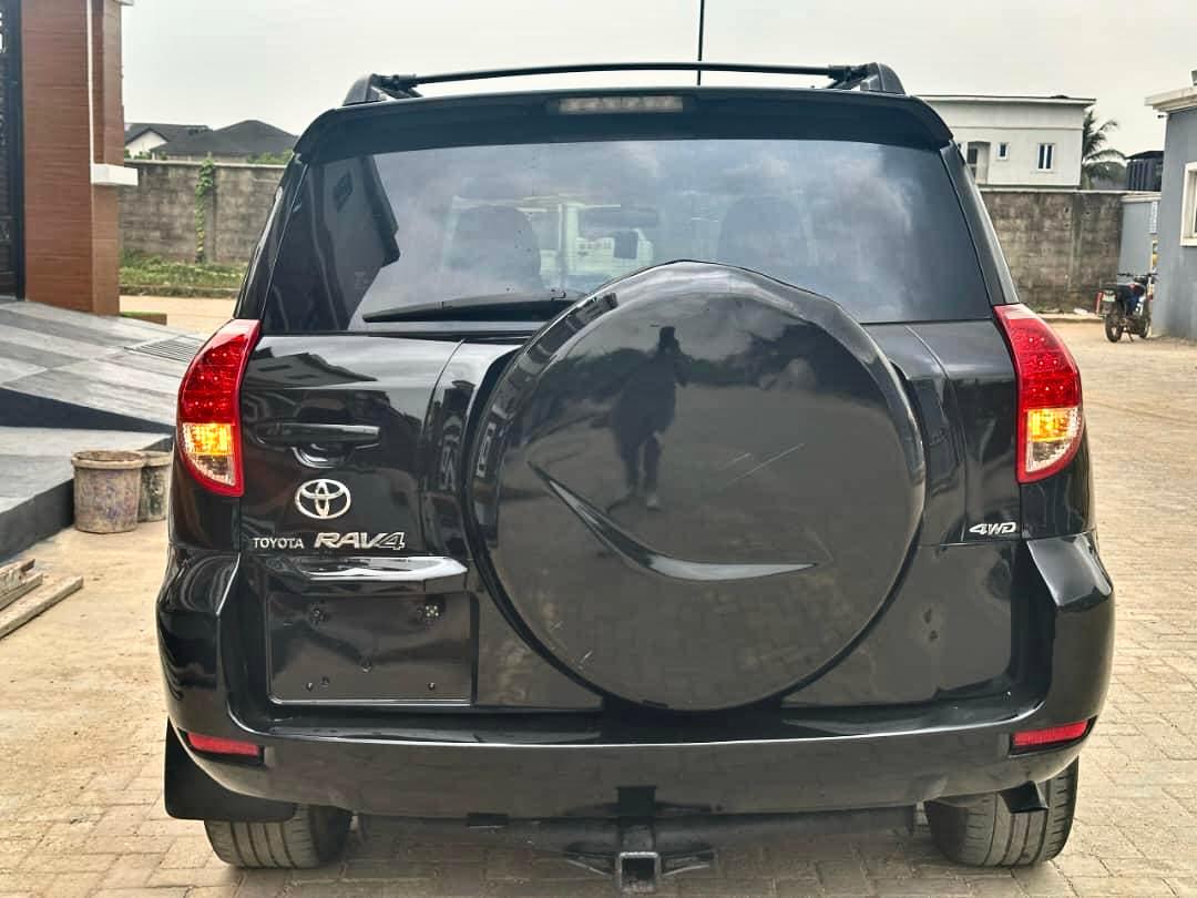 Car Image 6