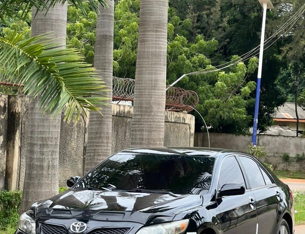 2010 TOYOTA CAMRY SE FOR SALE IN KADUNA
