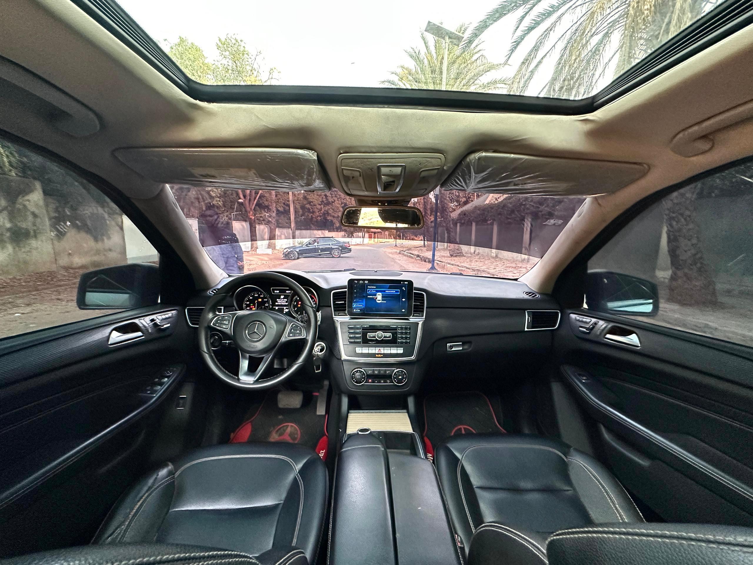 Car Image 6