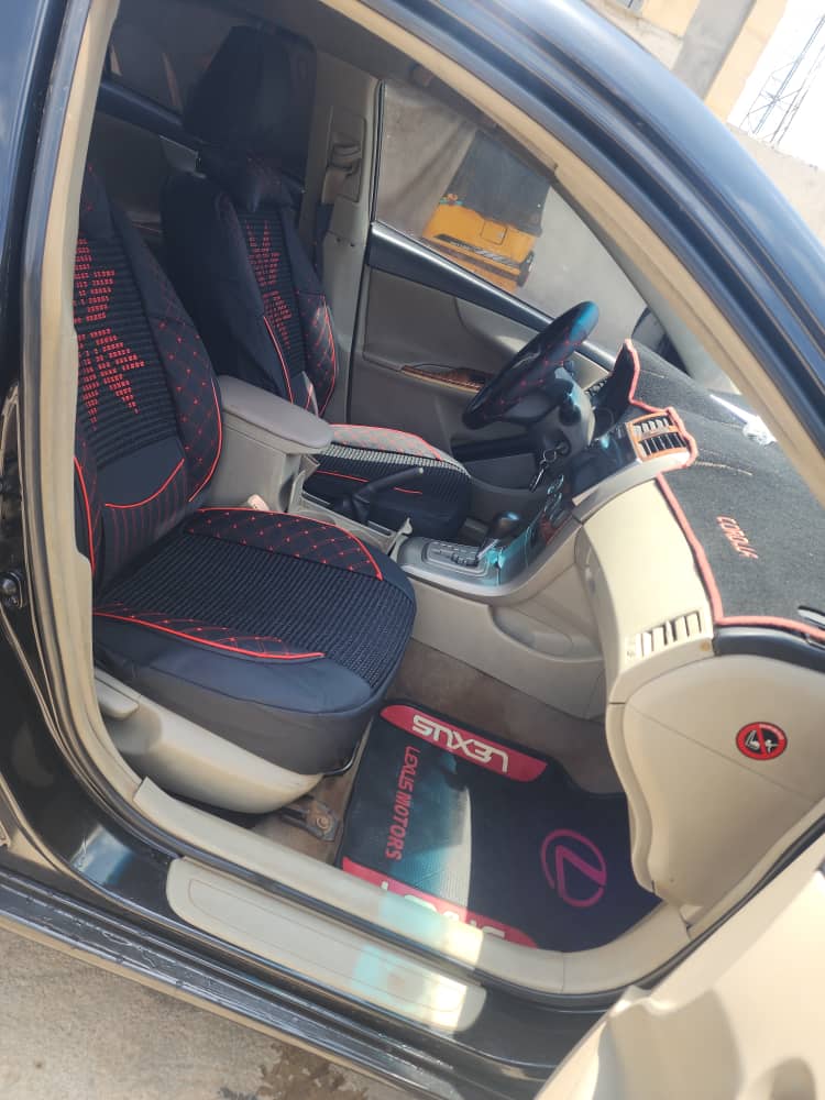 Car Image 10
