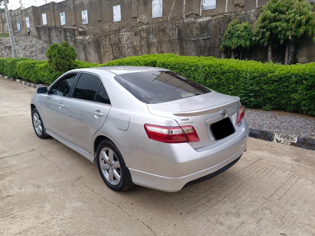 Car Image 5