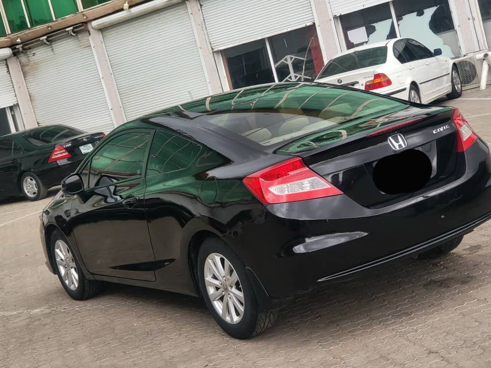Car Image 7