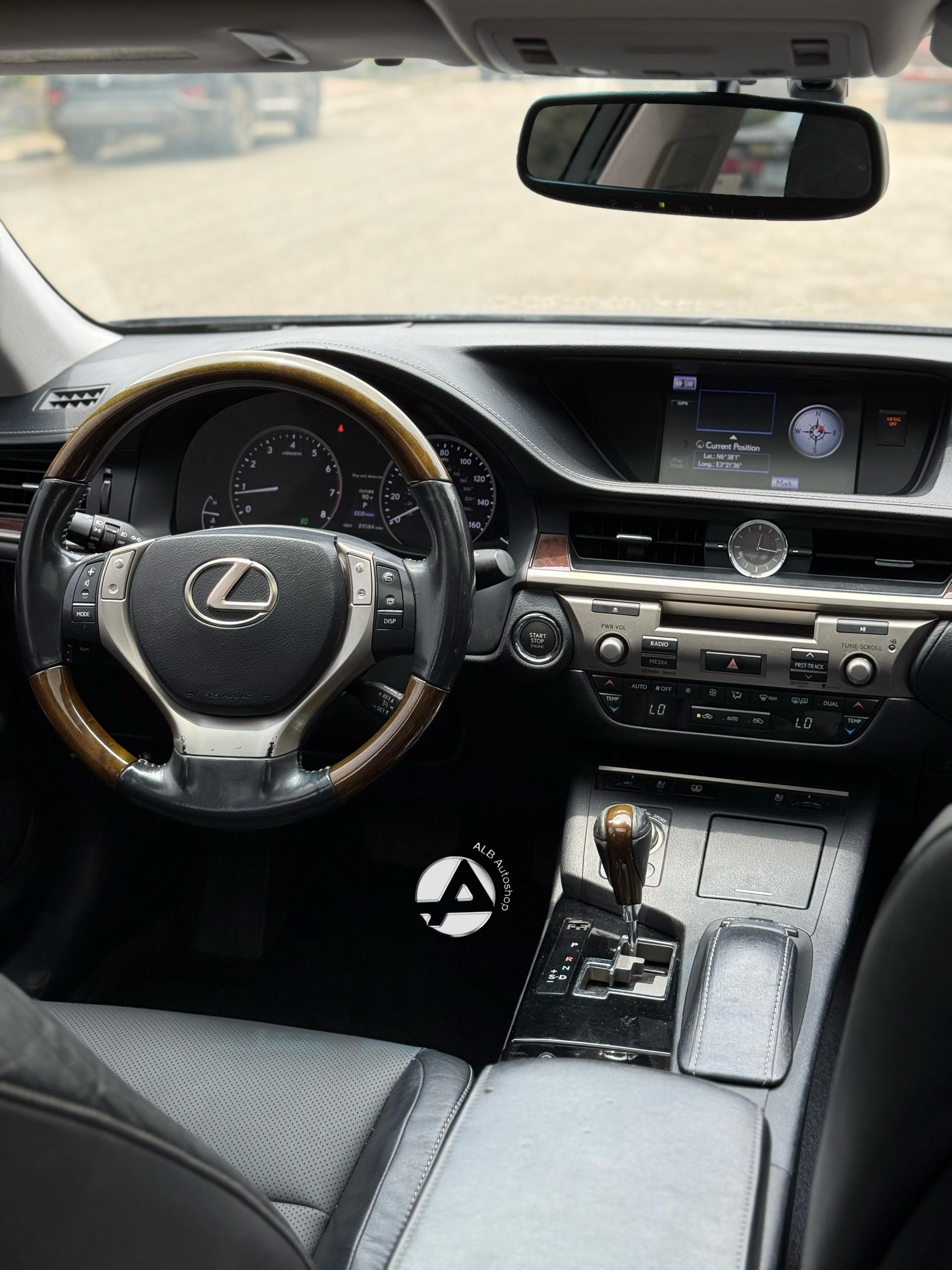 Car Image 3