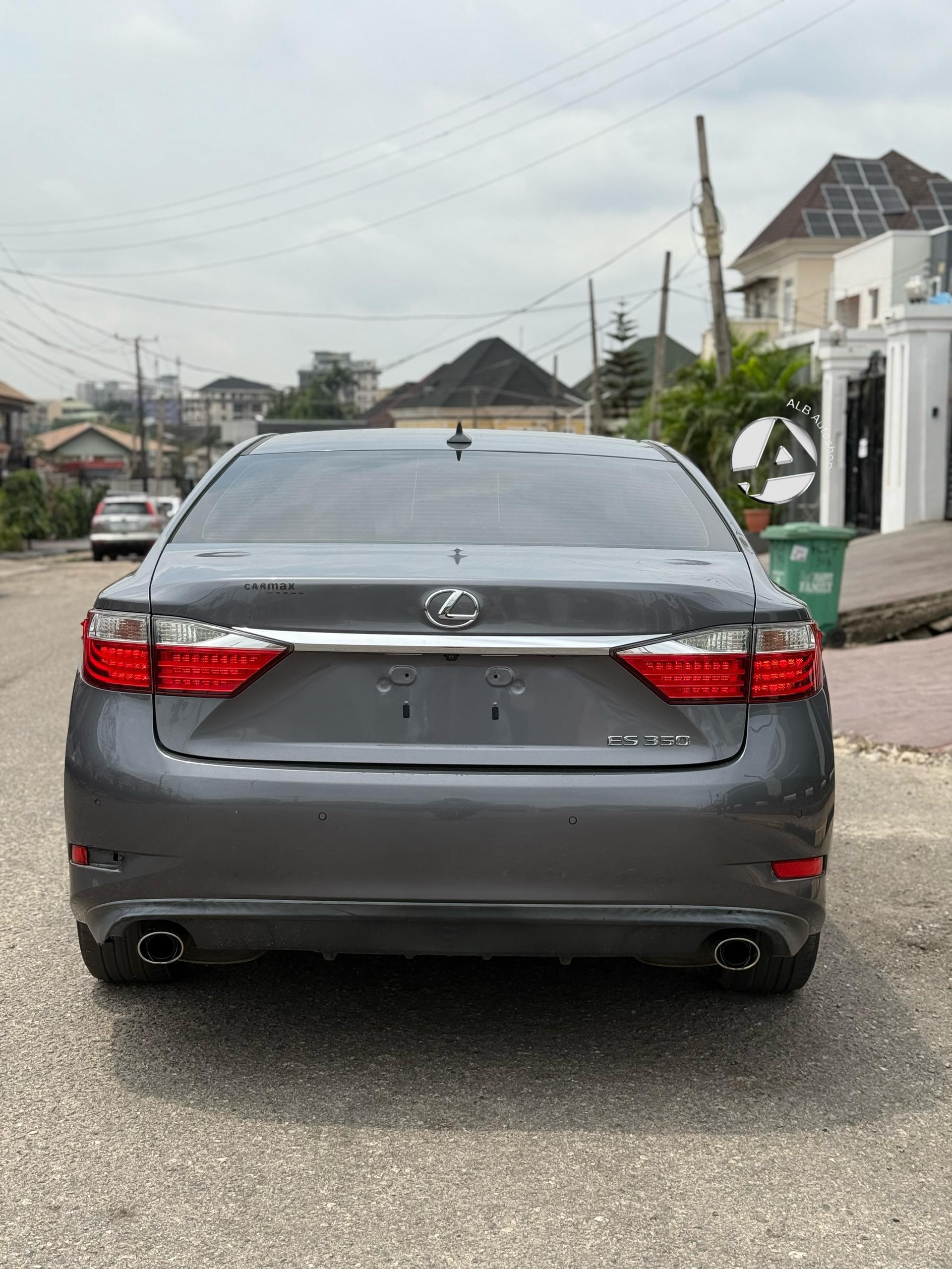 Car Image 8