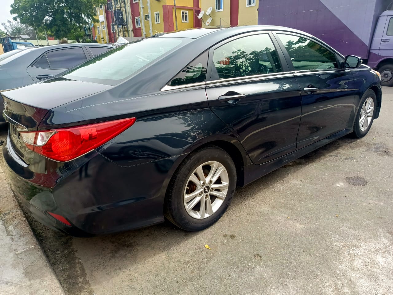 Car Image 6
