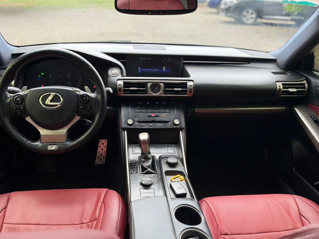Car Image 5