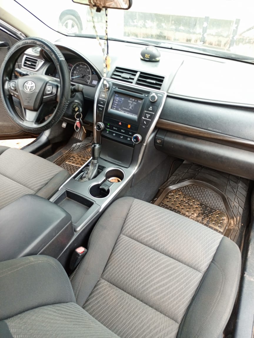 Car Image 12