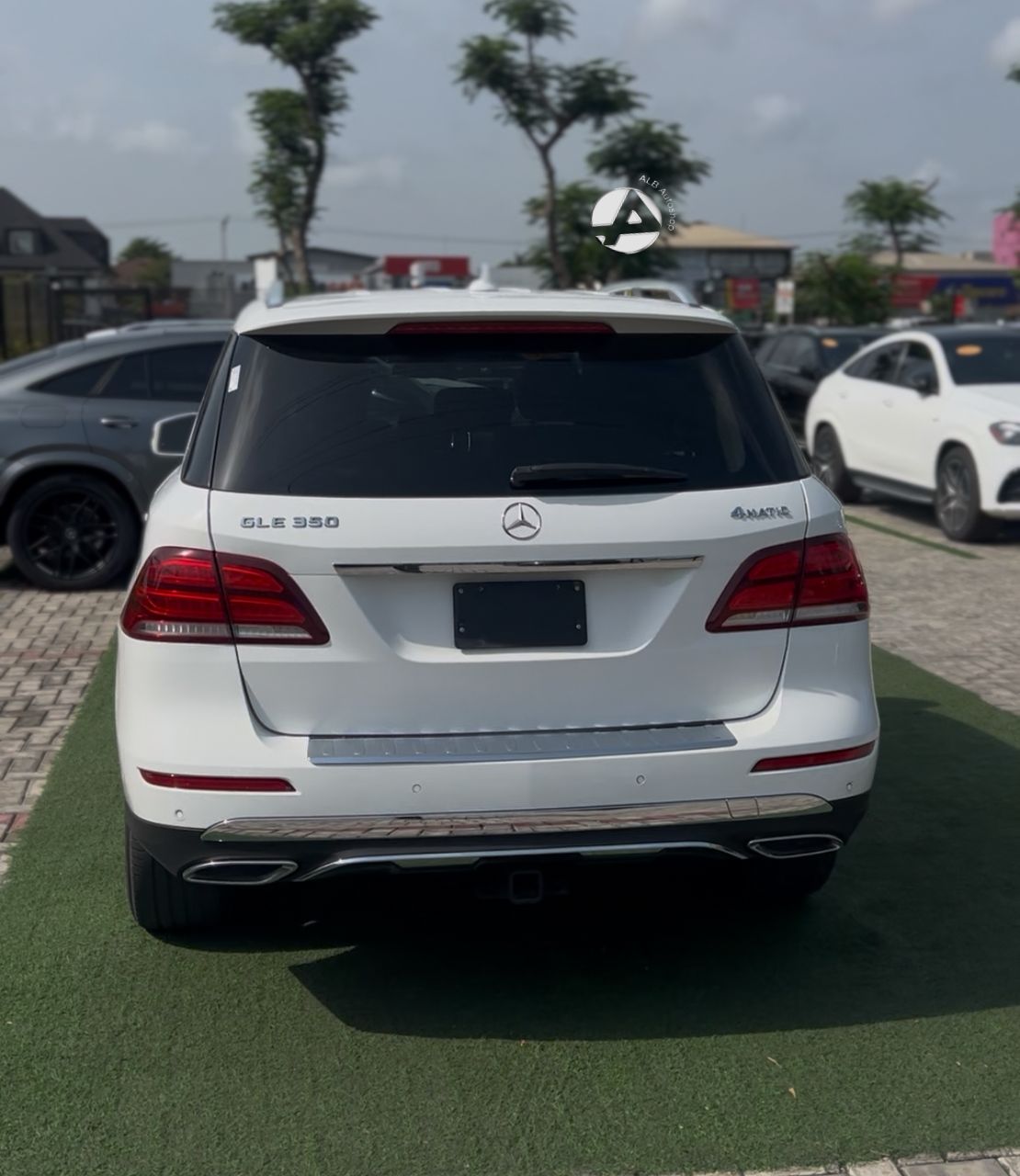 Car Image 6