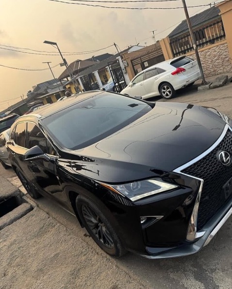 Car Image 6