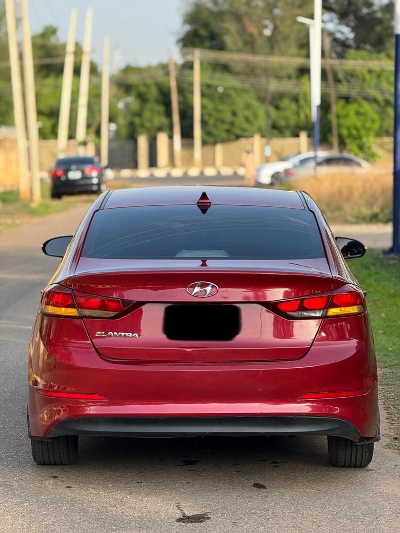 Car Image 8
