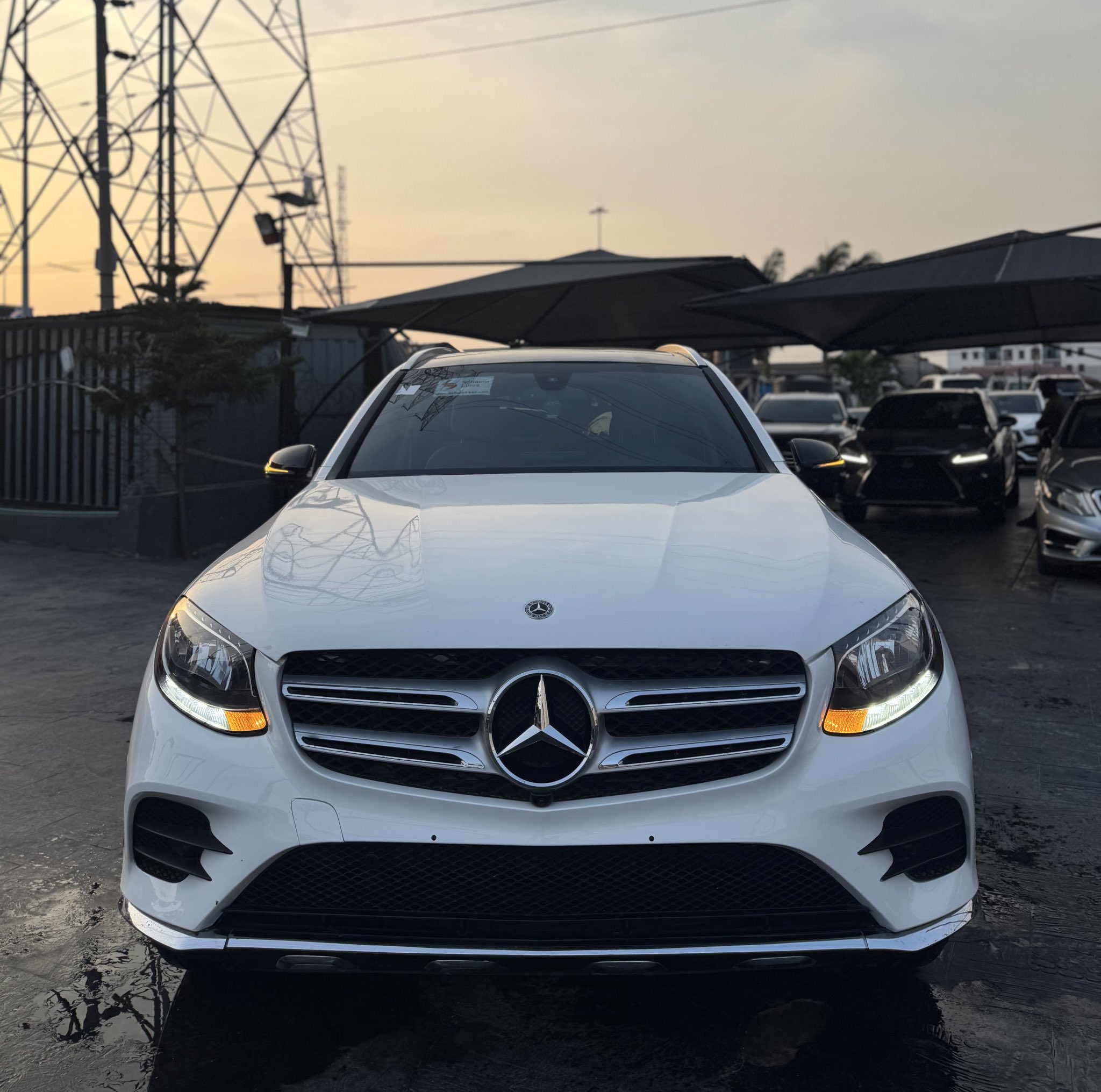 Car Image 9