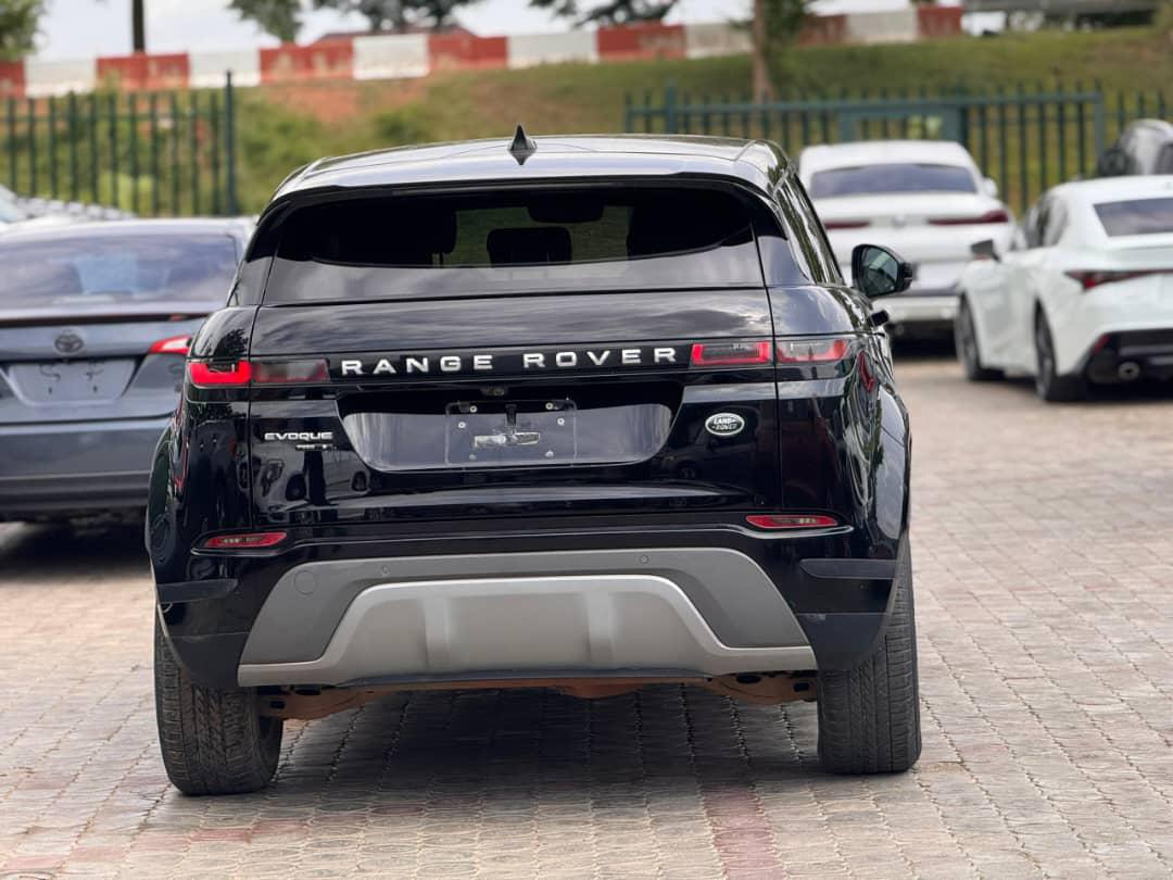 Car Image 9