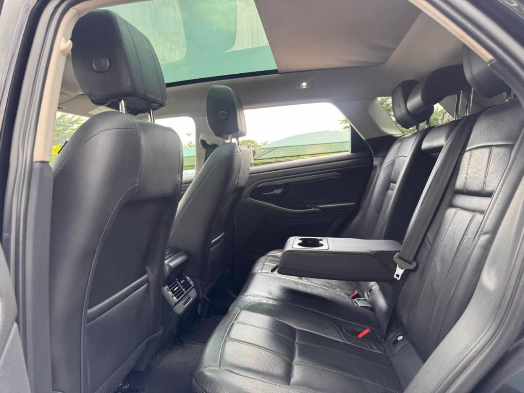 Car Image 6