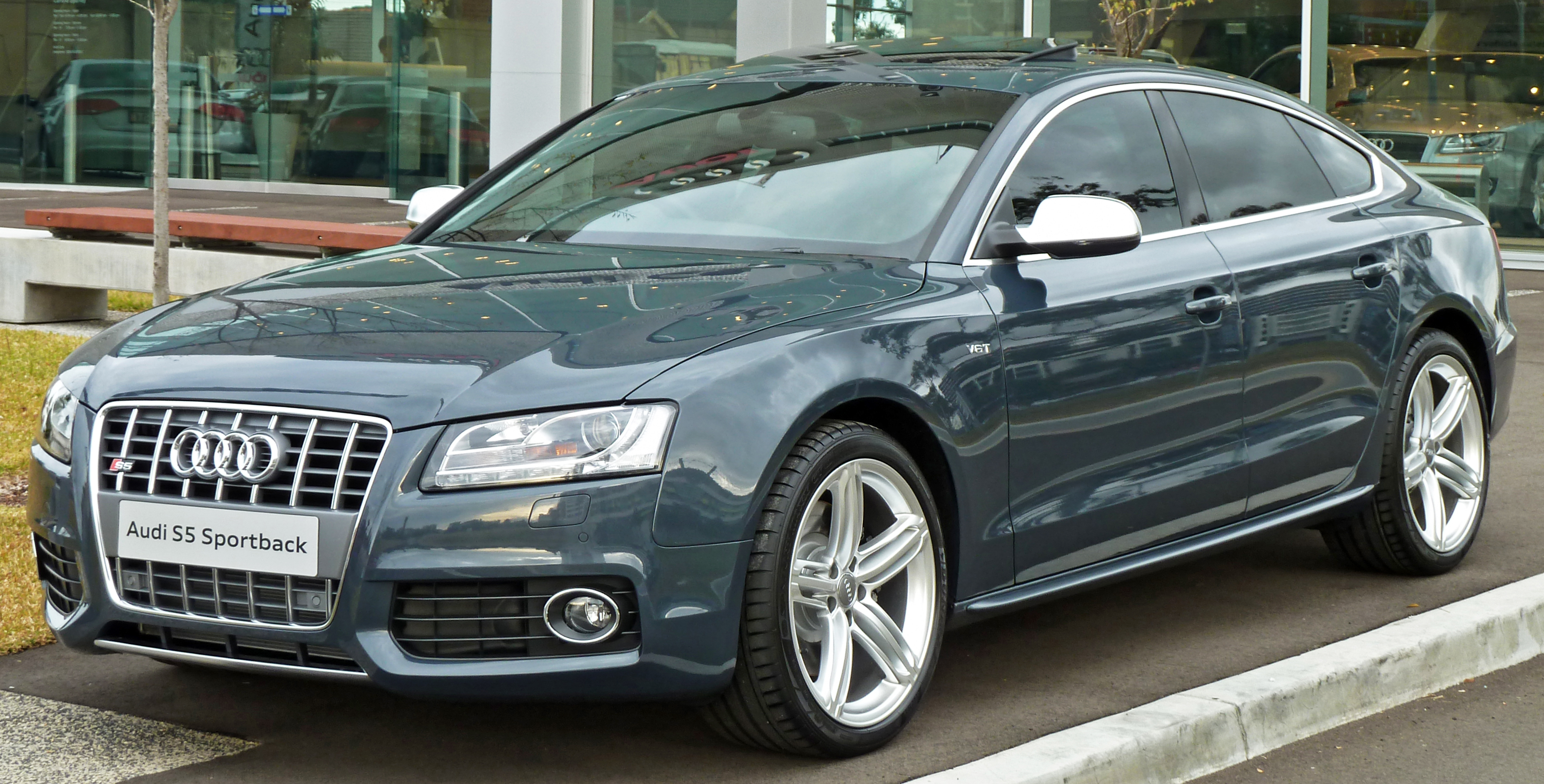  Audi S5 