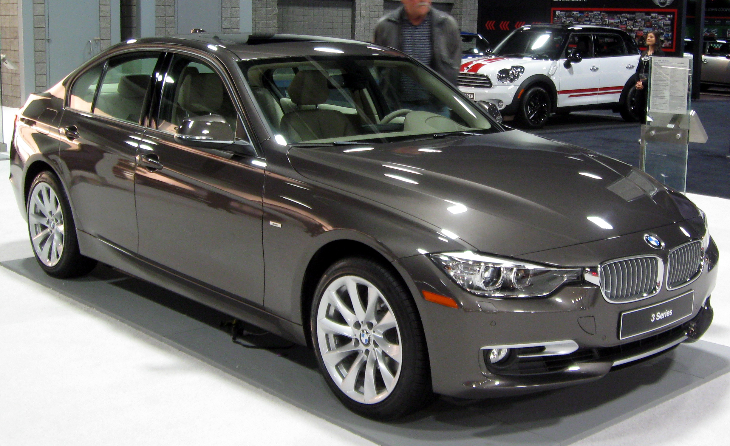 BMW 3-Series 328i