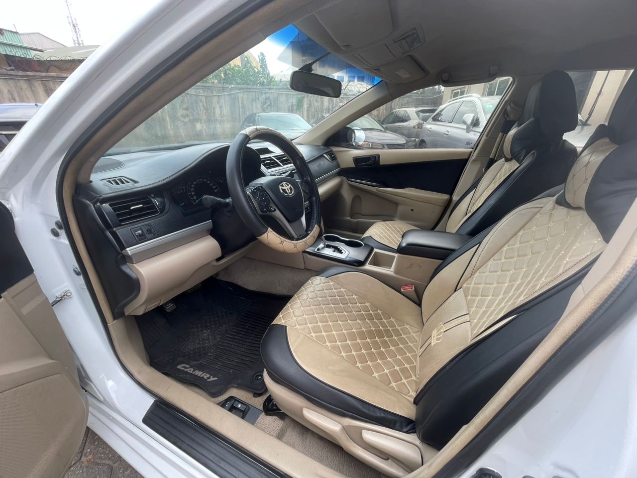 Car Image 2