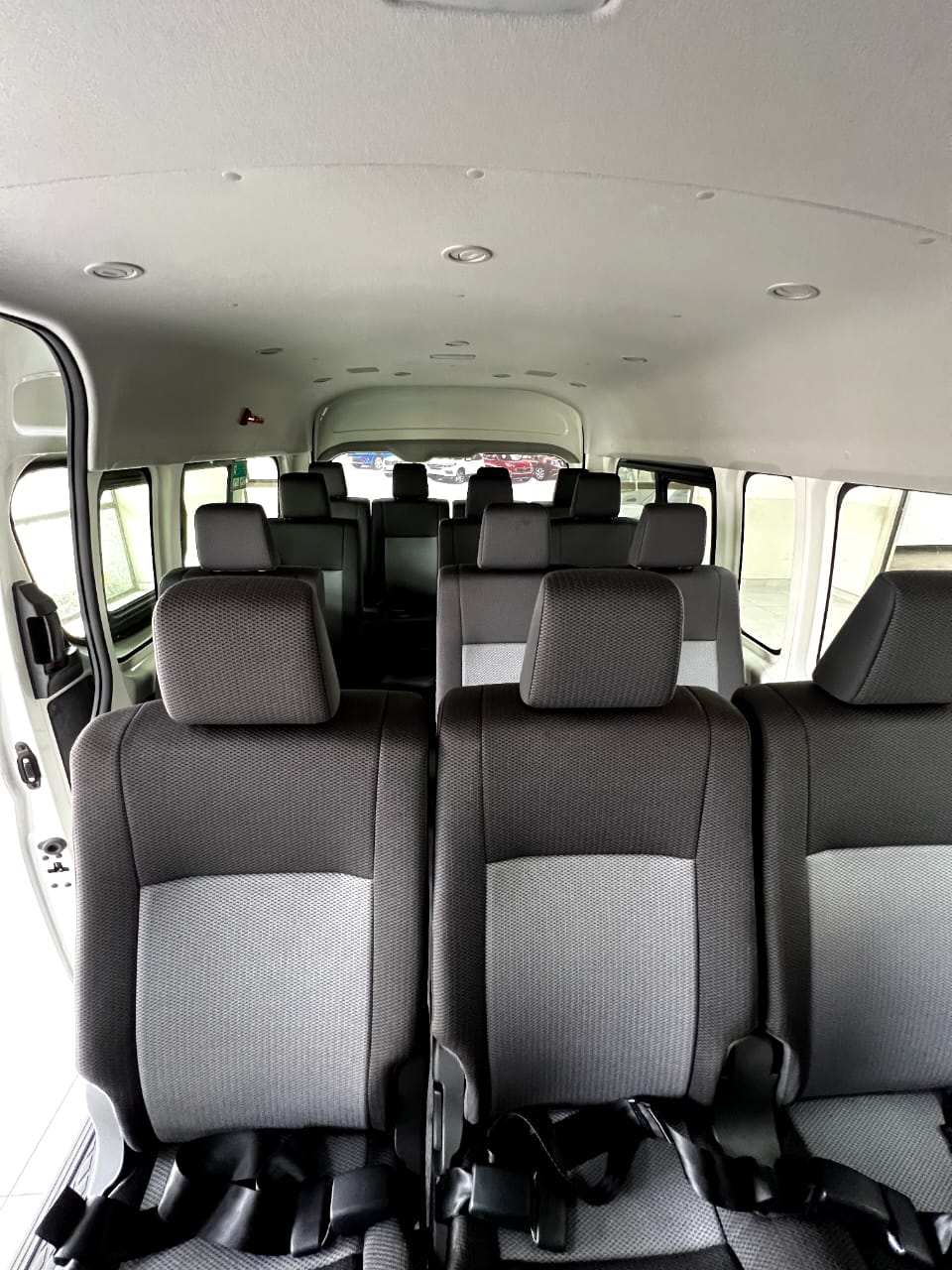 Car Image 8