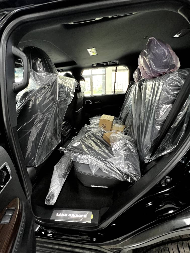 Car Image 4