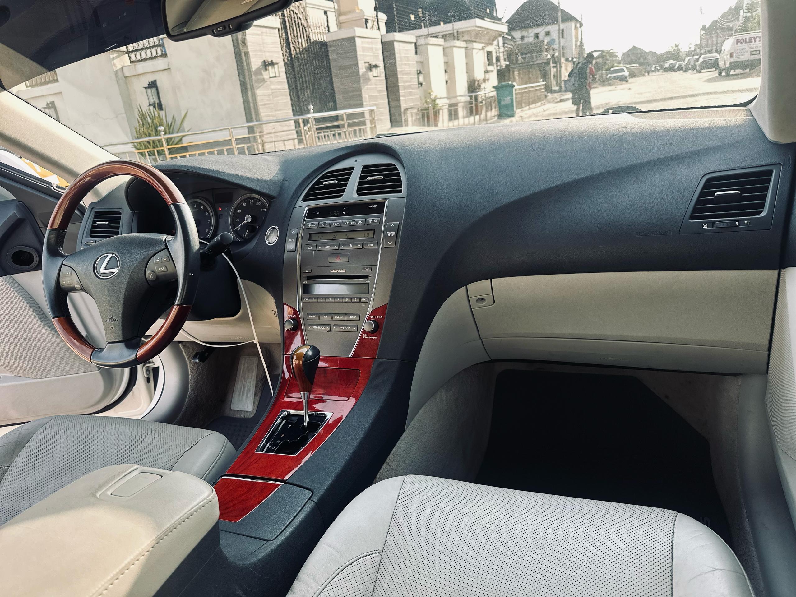 Car Image 3