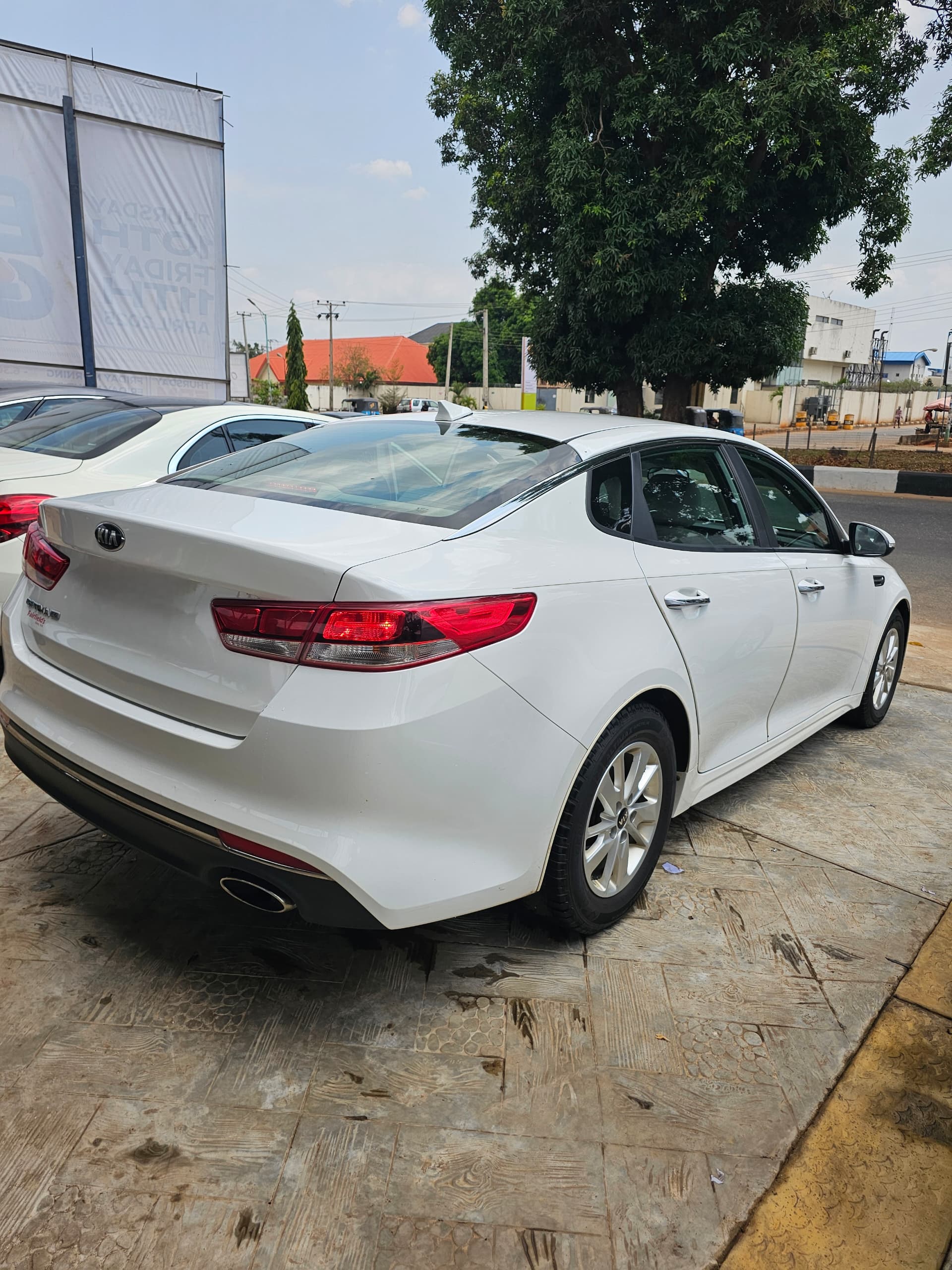 Car Image 4
