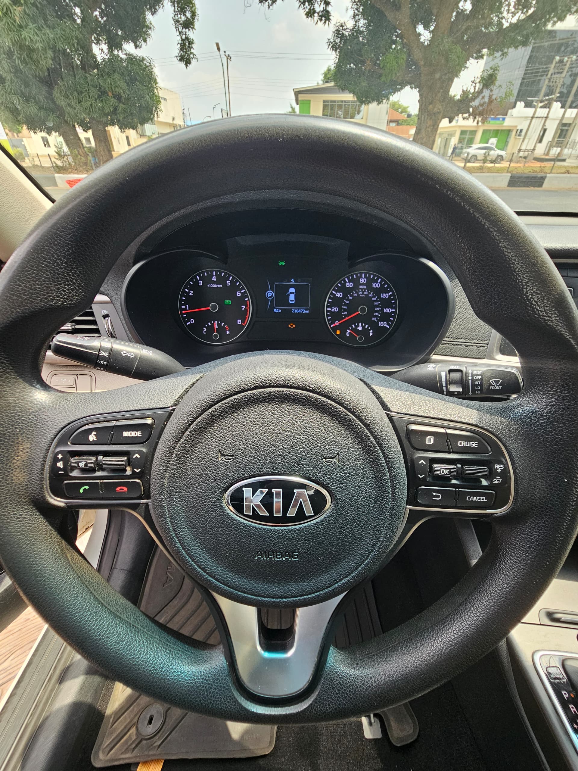 Car Image 9