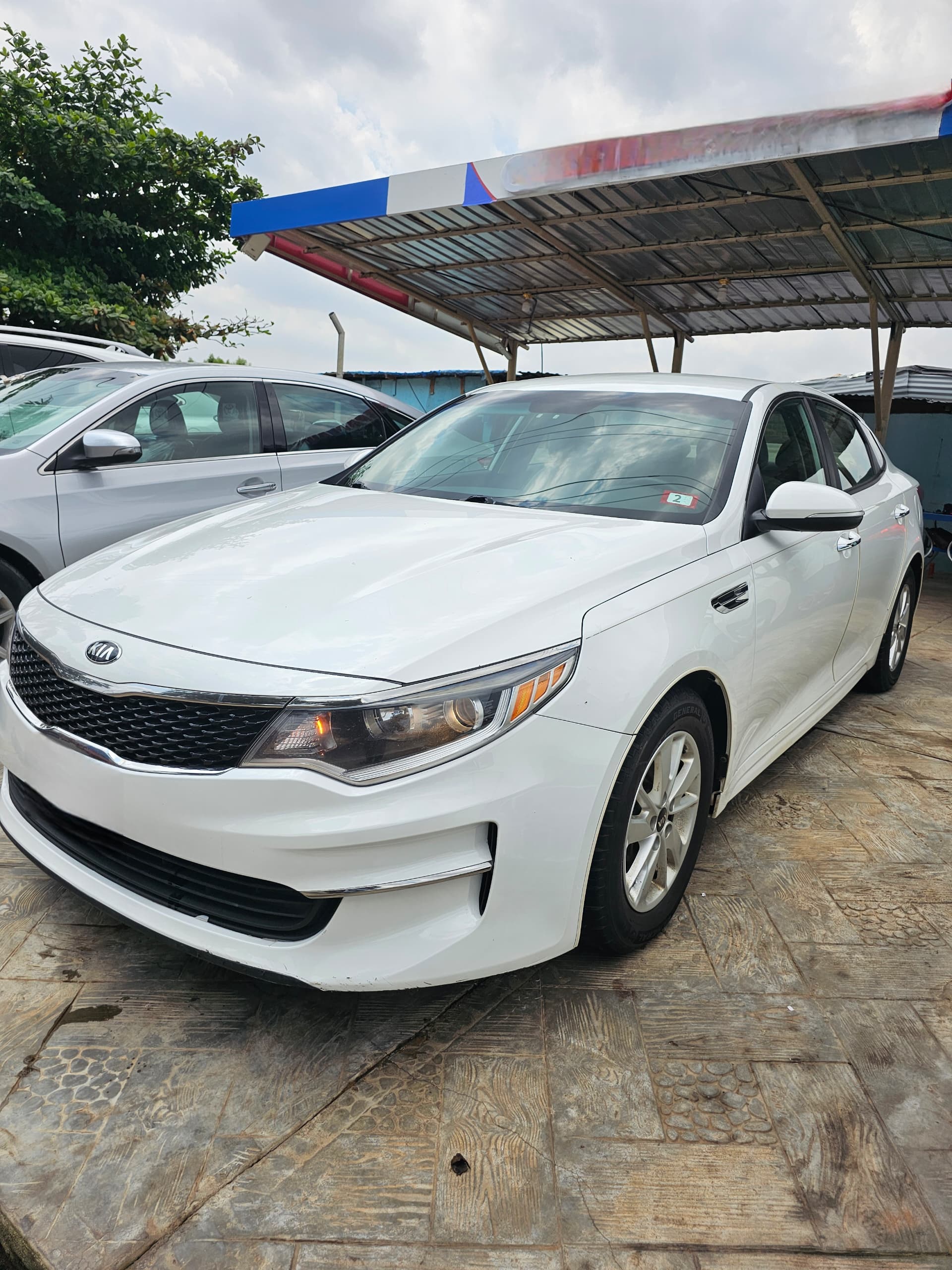 Car Image 2