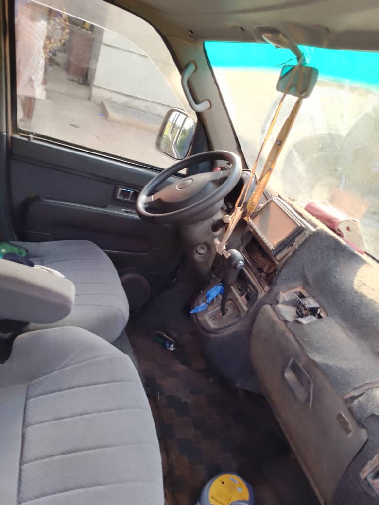 Car Image 7