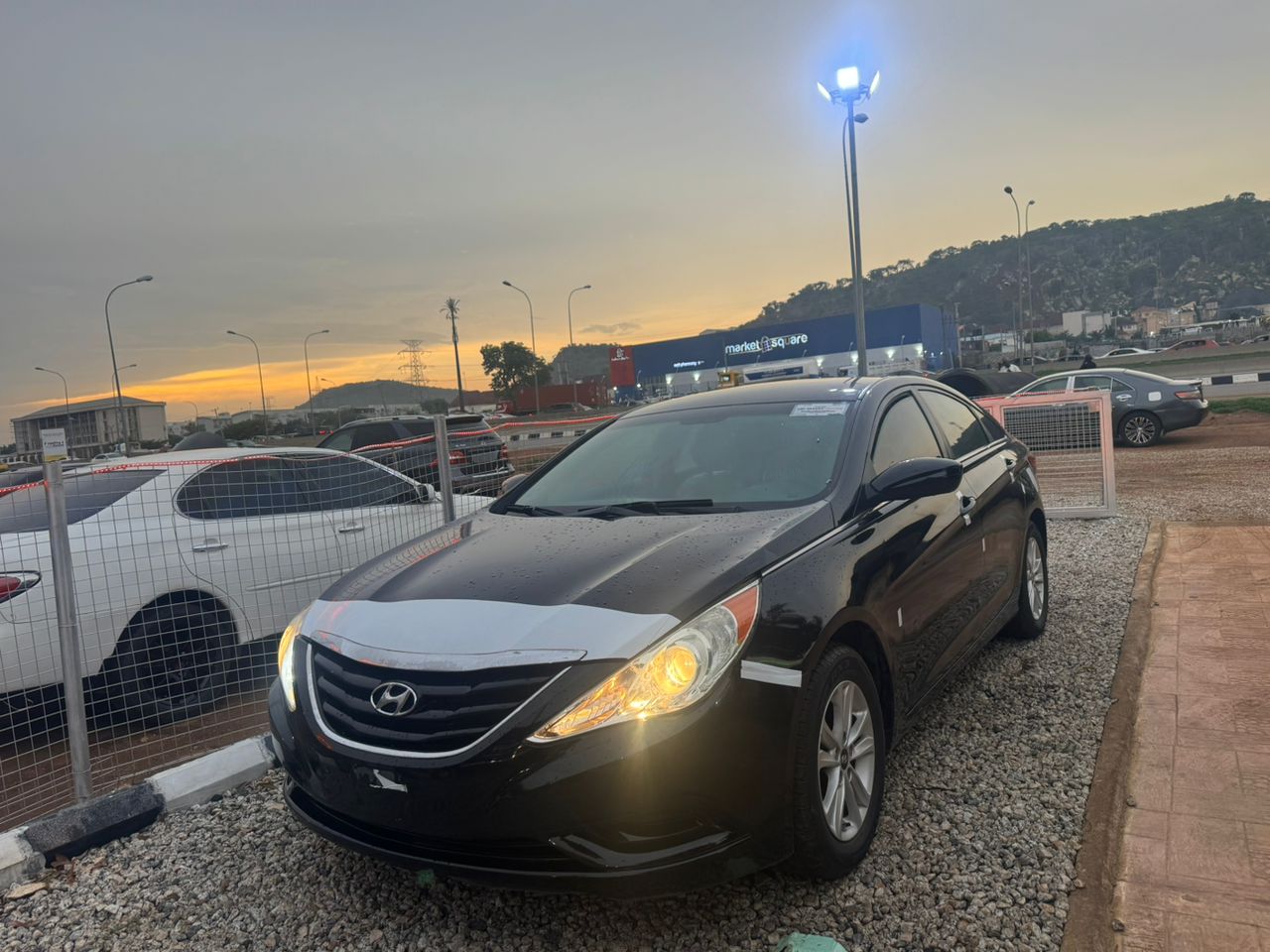 Car Image 2