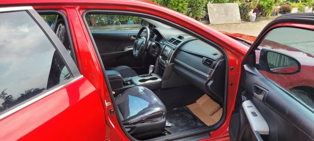 Car Image 4