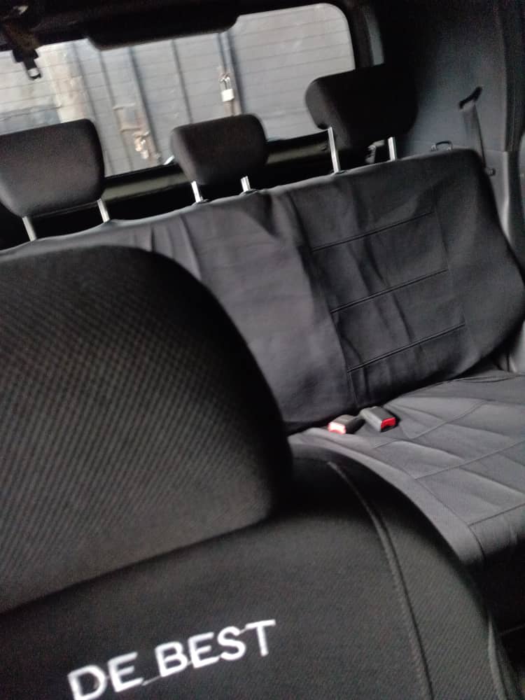 Car Image 9