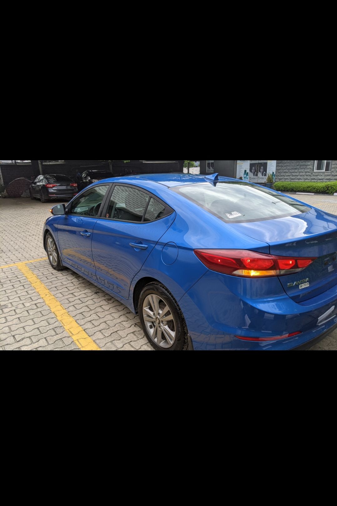 Car Image 5