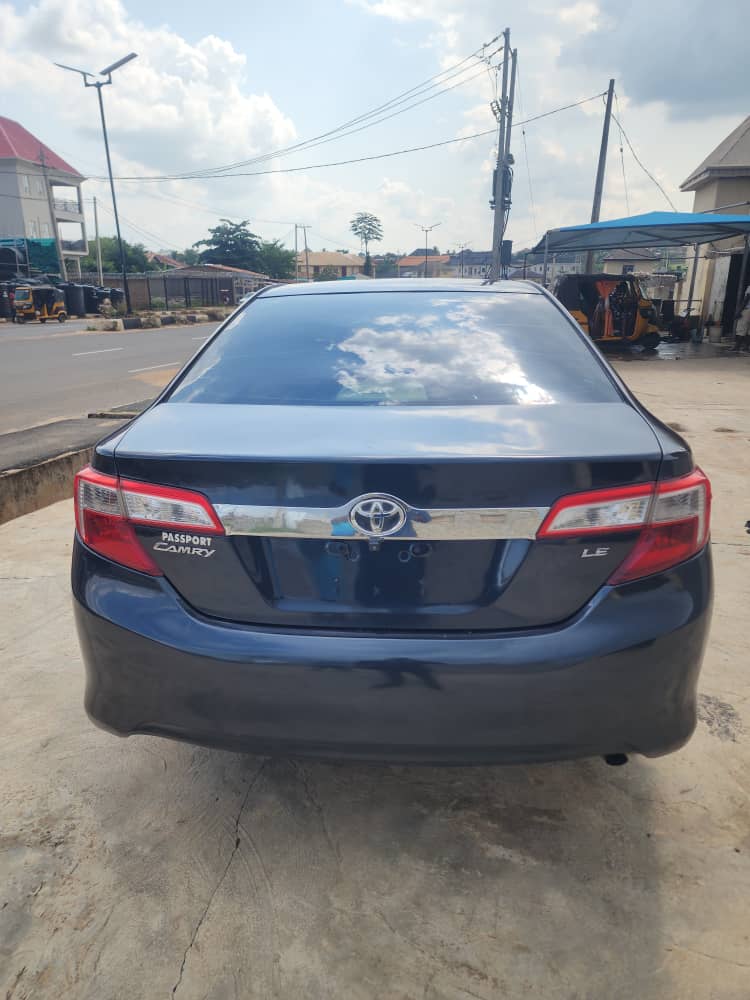 Car Image 8