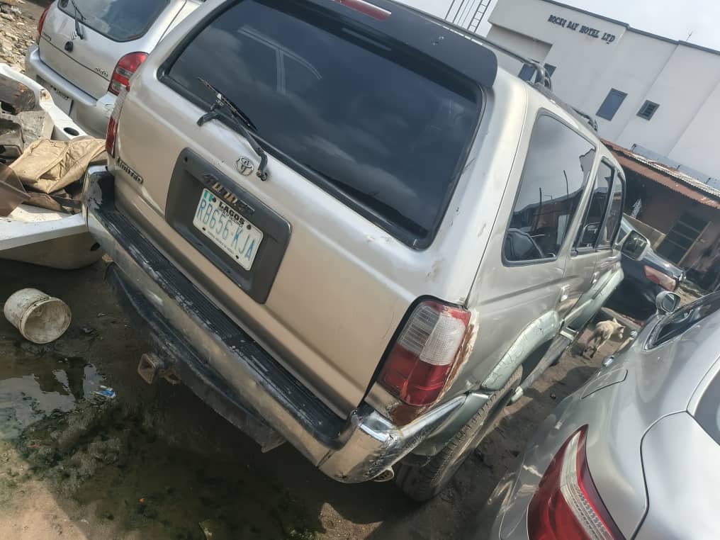Car Image 4