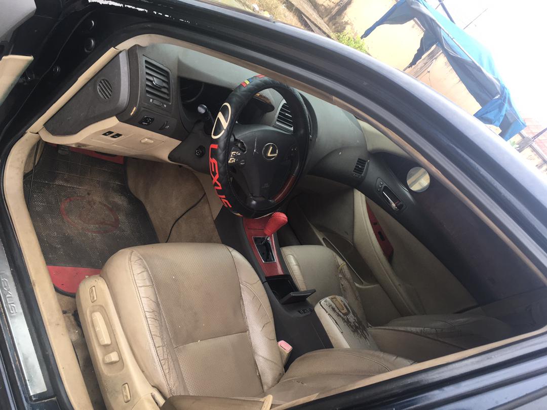 Car Image 10