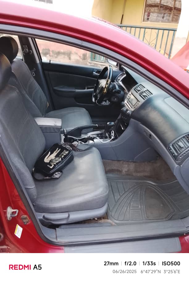 Car Image 11