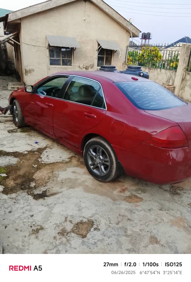 Car Image 9