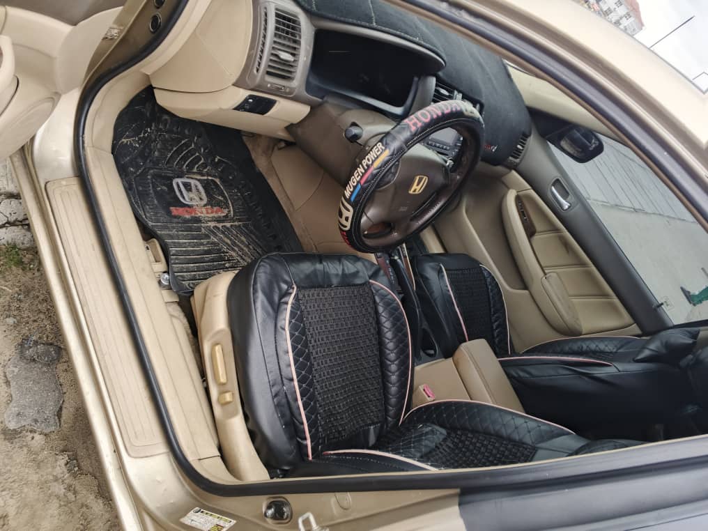 Car Image 7