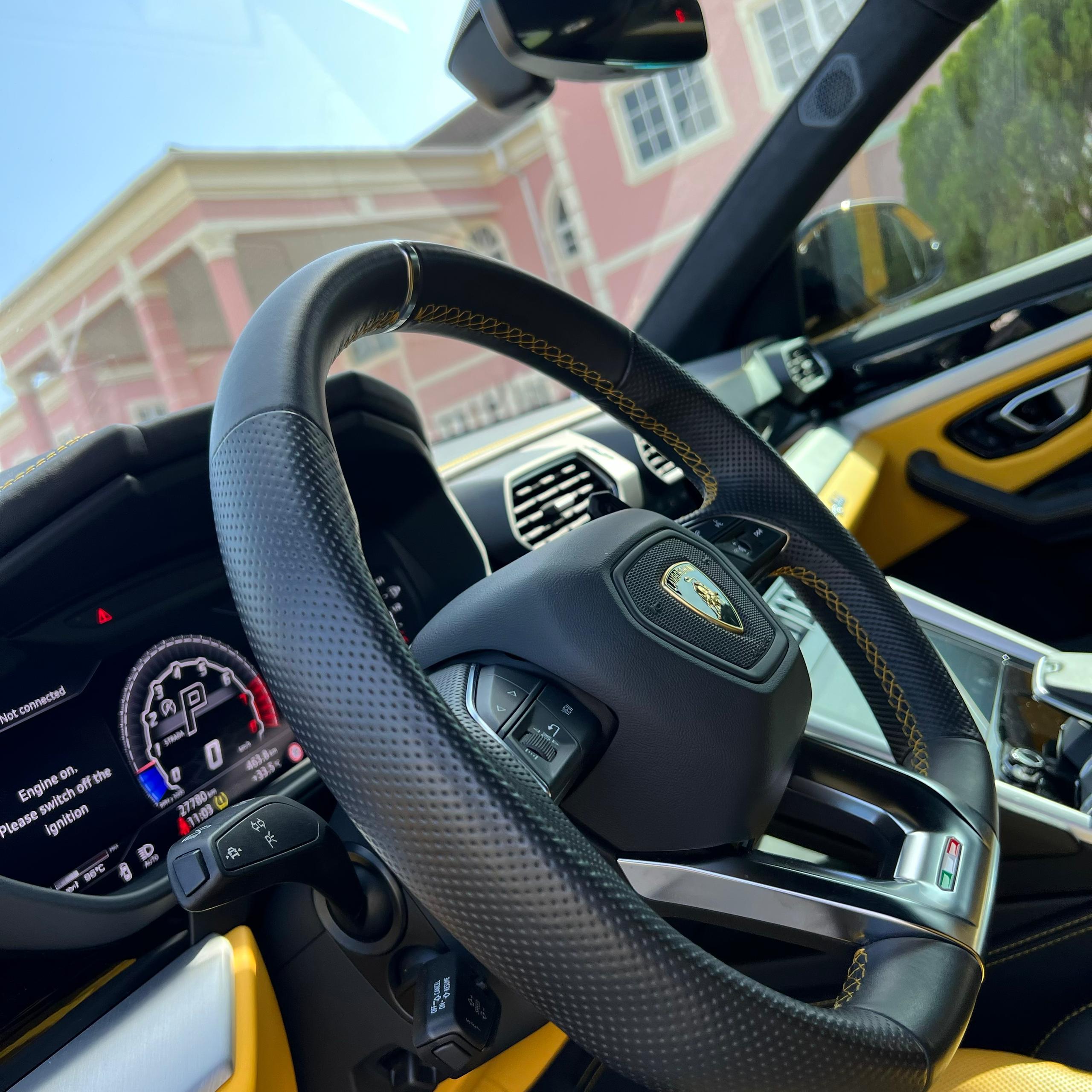 Car Image 9