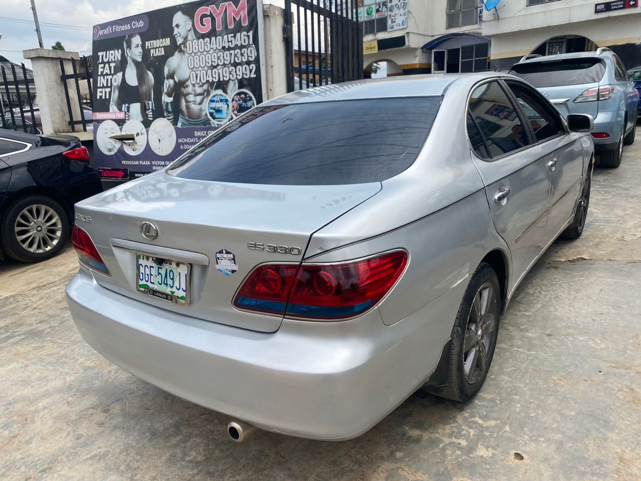 Car Image 3