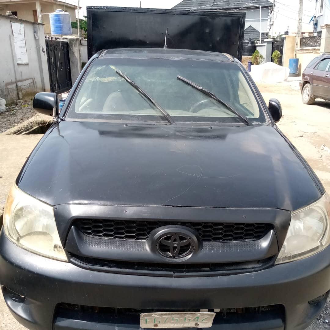 Car Image 8
