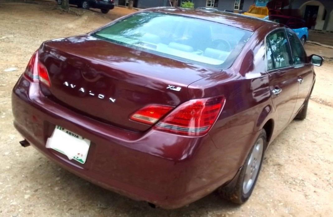Car Image 9