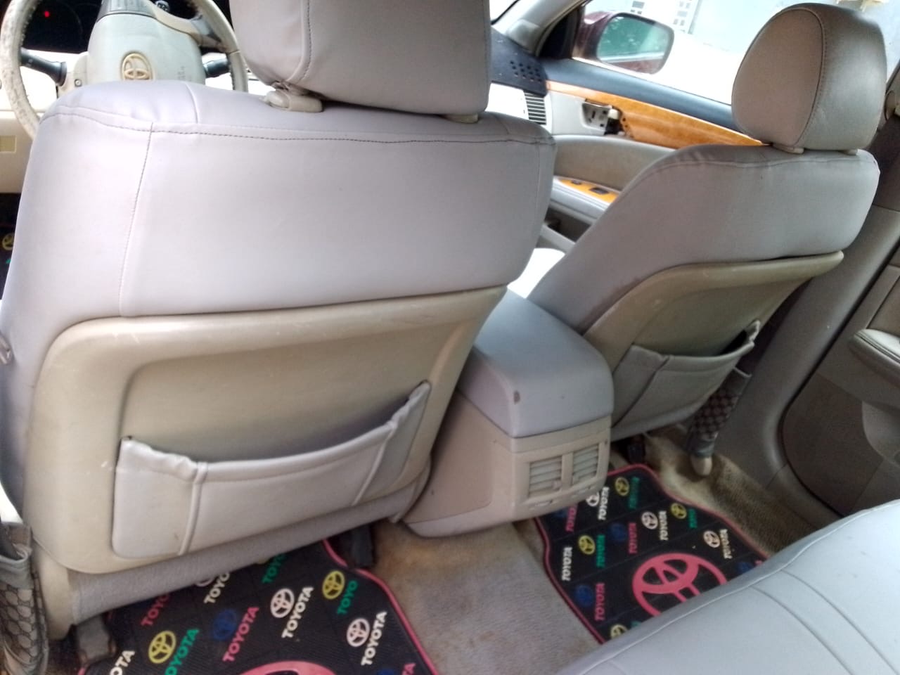 Car Image 7