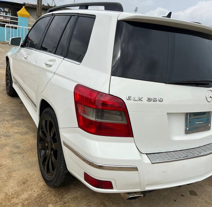 Car Image 10