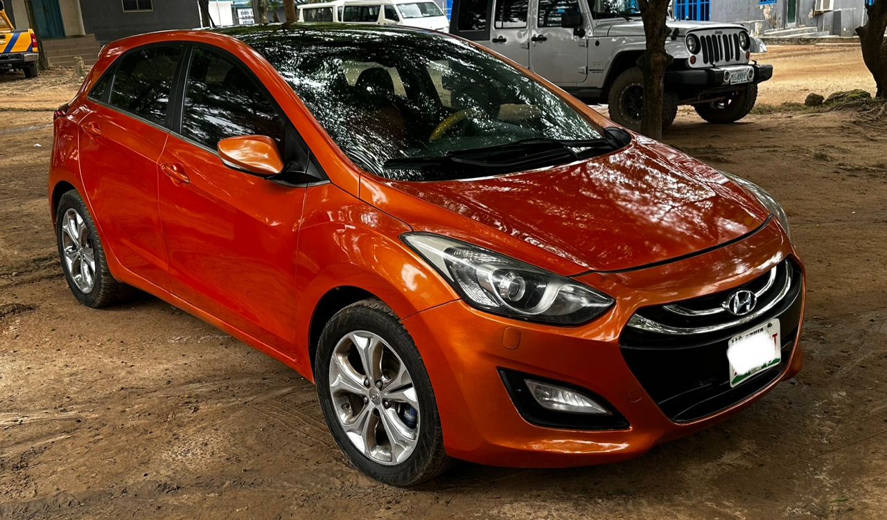 Car Image 9